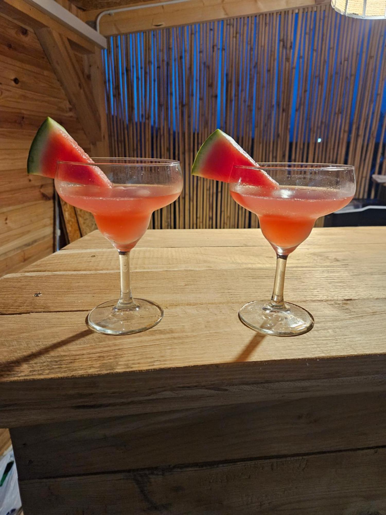 Mar A Lago Glamping23 Douazeci si Trei August Bagian luar foto
