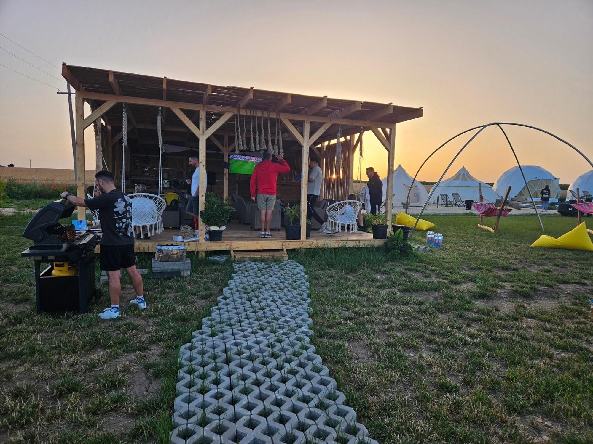 Mar A Lago Glamping23 Douazeci si Trei August Bagian luar foto