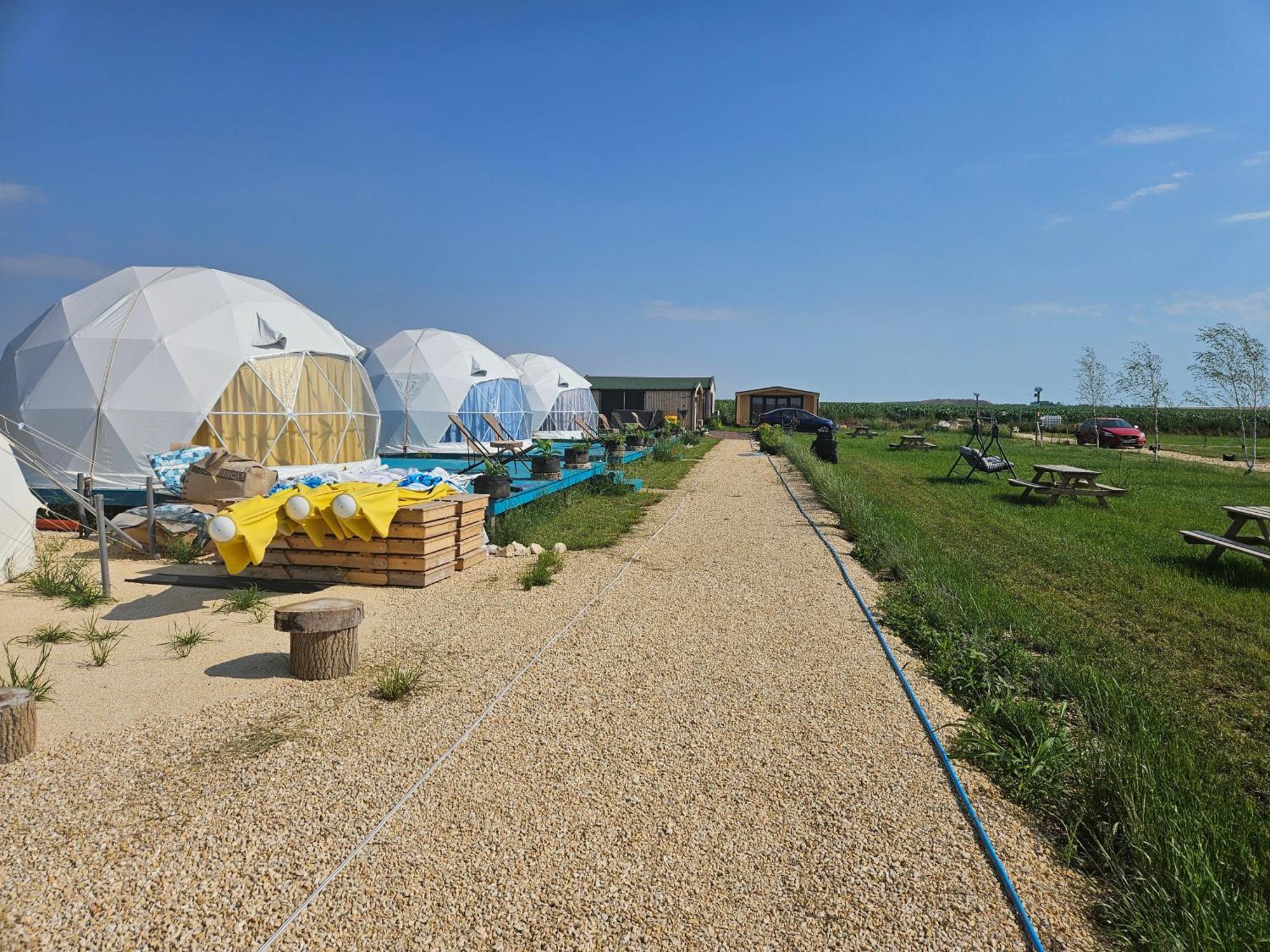 Mar A Lago Glamping23 Douazeci si Trei August Bagian luar foto